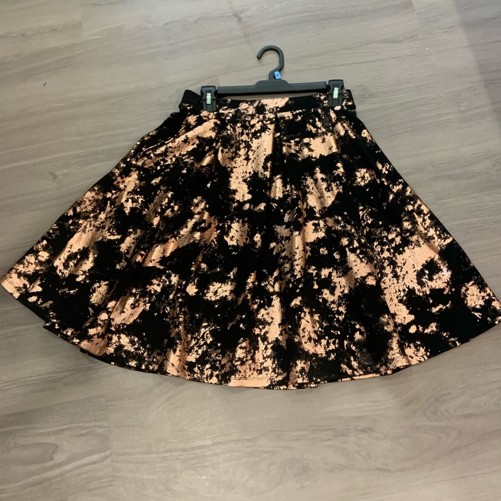 LuLaRoe Black and Pink shimmer skirt. Size S